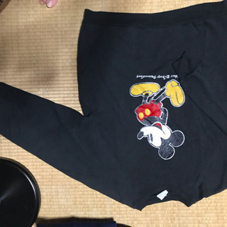 ディズニーのトレーナーの画像