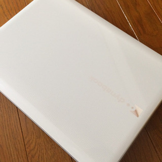 3☆光沢白☆高音質☆人気☆東芝ダイナブックリュックスホワイト最新