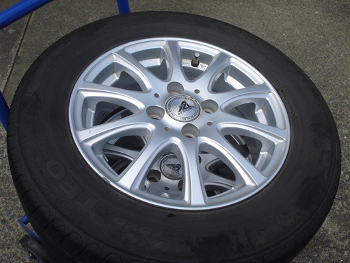 185/70R14 中古アルミセット