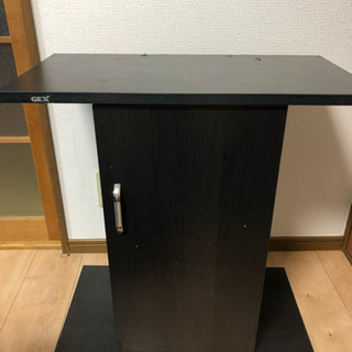 【取り引き中】水槽台 GEX 中古 那珂川市 