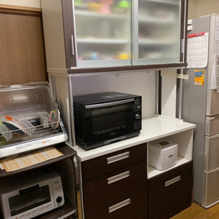 商談中 引っ越しの為処分 食器棚 カップボード 茶色