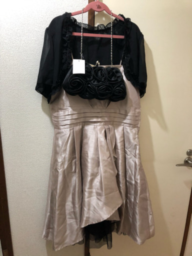 パーティードレス 大きいサイズ