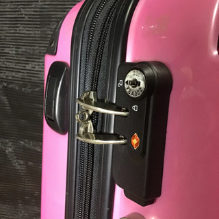 中古 GREEN WORKS スーツケースpink 難あり。の画像