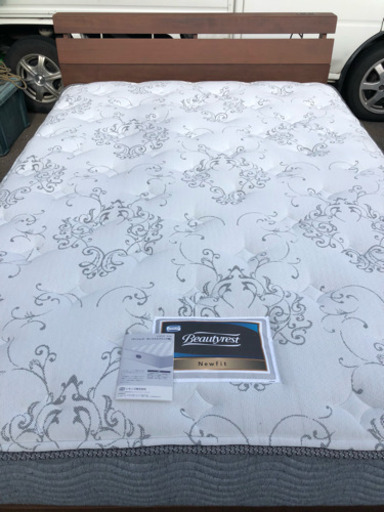 シモンズ  ビューティーレスト ダブルベッド