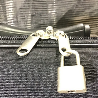 中古 YUCHIMIキャリーバックブラック 難ありの画像