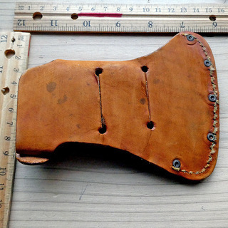 手斧、斧の本革カバーアメリカ製　新品の画像