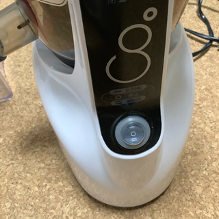 【クビンス Kuvings】ミキサー 動作確認済