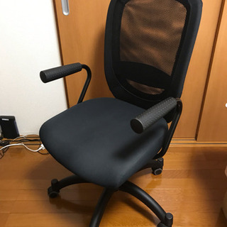 イケヤの椅子