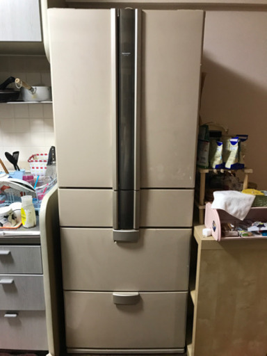 シャープ冷蔵庫 6ドア 製氷機付き