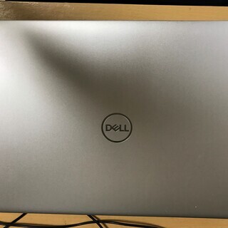 Inspiron 14 5000 プラチナ（SSD+HDD・MX250搭載）の画像