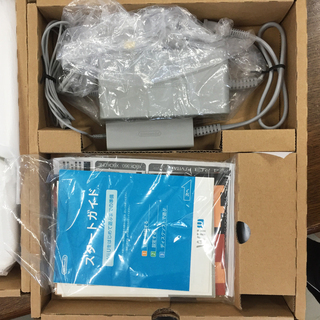 中古☆Nintendo Wii U スーパーマリオメーカーセットの画像