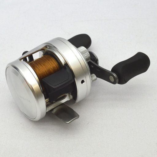 SHIMANO 12カルカッタ100 ベイトリール 右ハンドル ブラックバス 池 ダム 川  02831(0220309019)
