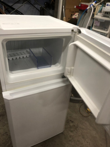 570☆　Haier 2013年　106L　2D冷蔵庫　冷凍室トレー欠品のため格安！