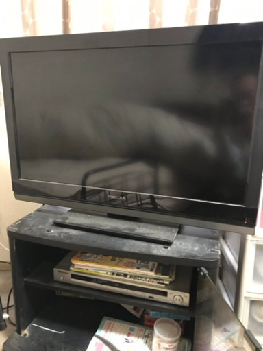 テレビ 40型くらい