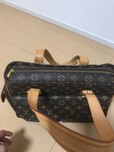LOUIS VUITTON  ミュルティプリシテ 