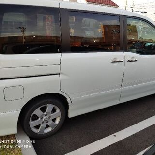 8月限定のお値段です！平成22年式日産セレナハイウェイスターVエアロセレクション車検無しの画像