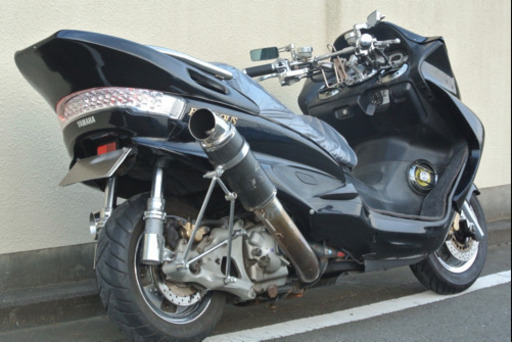 【YAMAHA マジェスティ】オールブラック！！スピーカー４発、シート新品！！