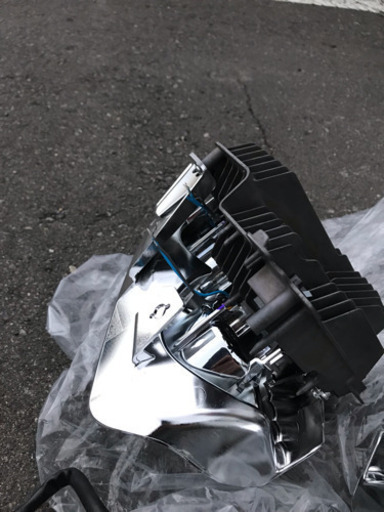 トヨタ SAI LEDヘッドライト