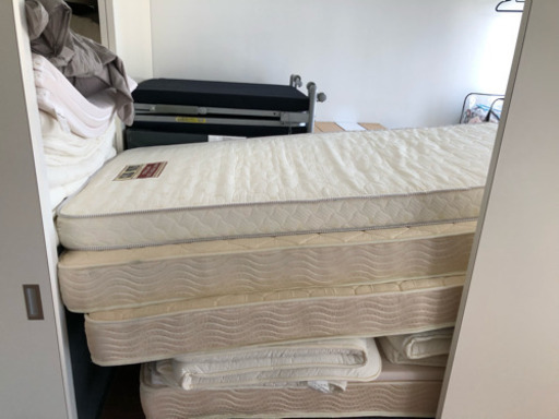 １２０００円マットレスを二千円で残１個限定