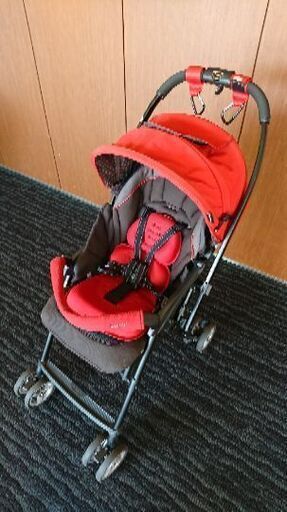 〈商談中〉ベビーカー コンビ メチャカルハンディαエッグショックMD レインカバー付き