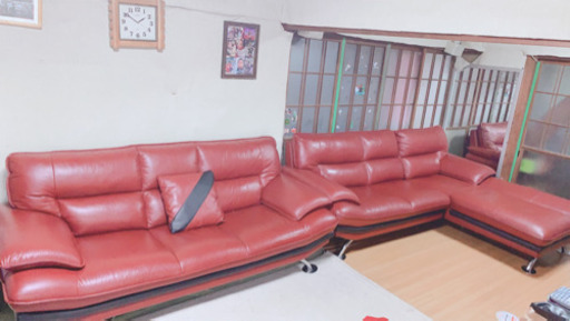 ソファーセット赤色
