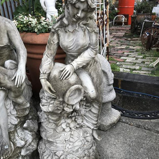 西洋彫刻洋風女性像お売りします。インテリア 置物 アウトドア