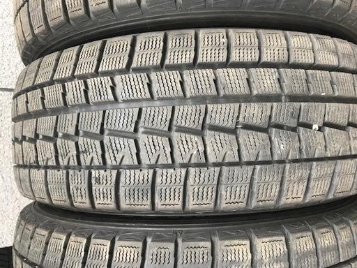【格安】215/60R16　ダンロップ　WINTERMAXX　WM01　７ｍｍ以上　ミニバン　エスティマ　カムリ　オデッセイ　MPV　