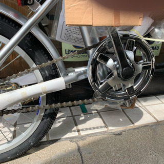 ★新品未使用★折りたたみ式ミニサイクル16インチ、シルバー 重量13kgの画像