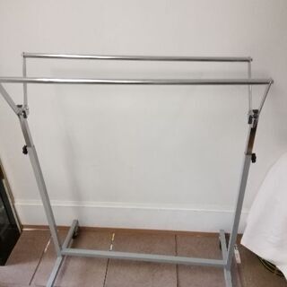 スチール製物干し台　パート3