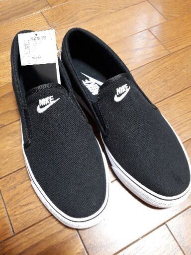 NIKE　スリッポン