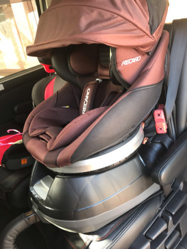 レカロ 回転式チャイルドシート《取り引き中です》