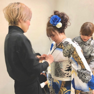 美容室のレセプション(受付)募集 美容師の免許もいらない簡単な仕事です。の画像
