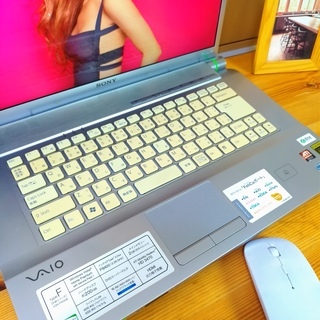 ✿Windows10✿ホワイト◇メモリ3G◇Wi-Fi◇コワ2◇ノートパソコン 綺麗で可愛いホワイトVAIO♪ 高性能core2 メモリ4G SONY VAIO 特大16.4