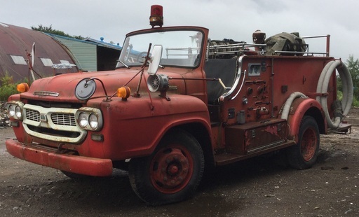 「防衛庁」いすゞ 大型消防車 1600リットル型 1974年製 TXD10