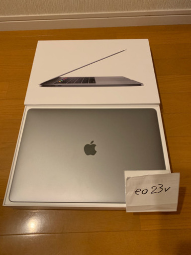 MacBook Pro 15インチ 2016 スペースグレイ