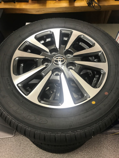 新車外し トヨタ エスクァイア エスクワイア 15インチ 純正アルミホイール 新品タイヤ付き 4本 195/65R15 91S ヴォクシー ノア