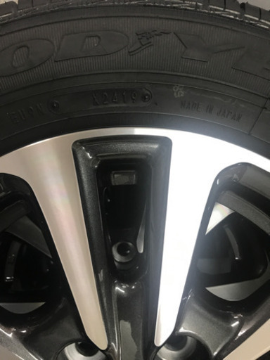 新車外し トヨタ エスクァイア エスクワイア 15インチ 純正アルミホイール 新品タイヤ付き 4本 195/65R15 91S ヴォクシー ノア