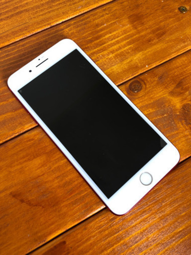 iPhone7plus レッド au