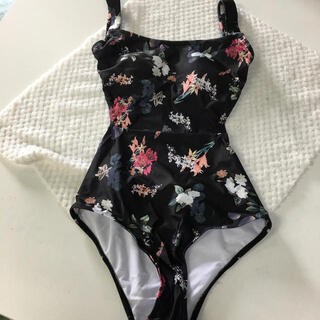 取りに来てくれる方限定！！水着お安くお譲りします!!!