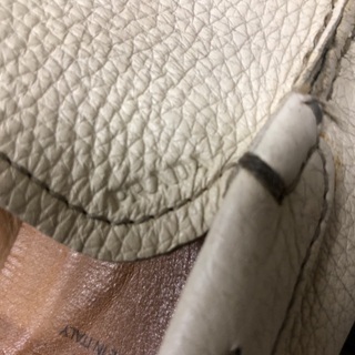 PRADAドライビングシューズ オフホワイトの画像