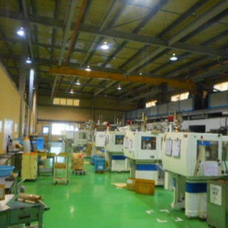 敷地面積1800坪以上♫超希少な貸し工場♫500kgクレーン2基付き♫ − 兵庫県