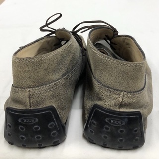 TOD'Sデザートブーツの画像