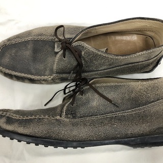 TOD'Sデザートブーツの画像
