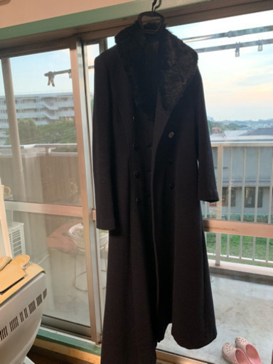 カットワークコレクションコート