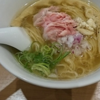 新宿でラーメン食べませんか？
