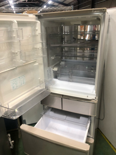 ★送料・設置無料地域あり★　５ドア冷蔵庫　シャープ　440L　プラズマクラスター　♪ ファミリーにオススメ