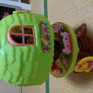こえだちゃんの木のおうちとお部屋セットの画像