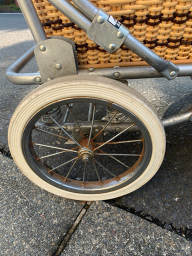 インテリア磯村 乳母車