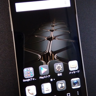【取引終了】SIMフリースマートフォン ZTE AXON min...