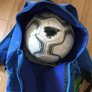 【取引終了】サッカーボールとベルマーレリュック